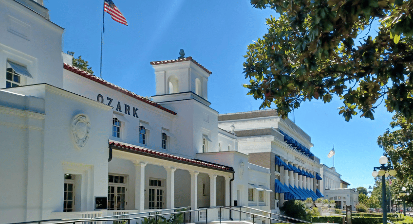 bathhouses in hot springs